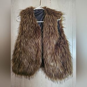 Faux fur vest, one size